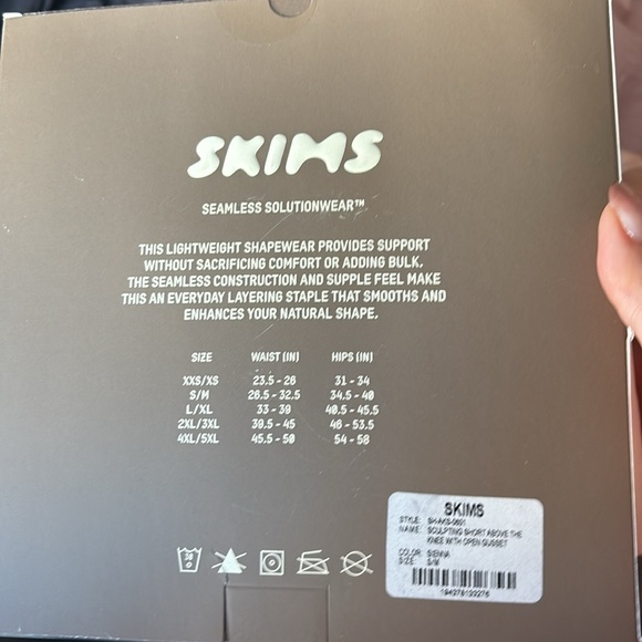 Skims Sculpting Short Above the knee with open gusset size S/M sienna - Picture 3 of 4